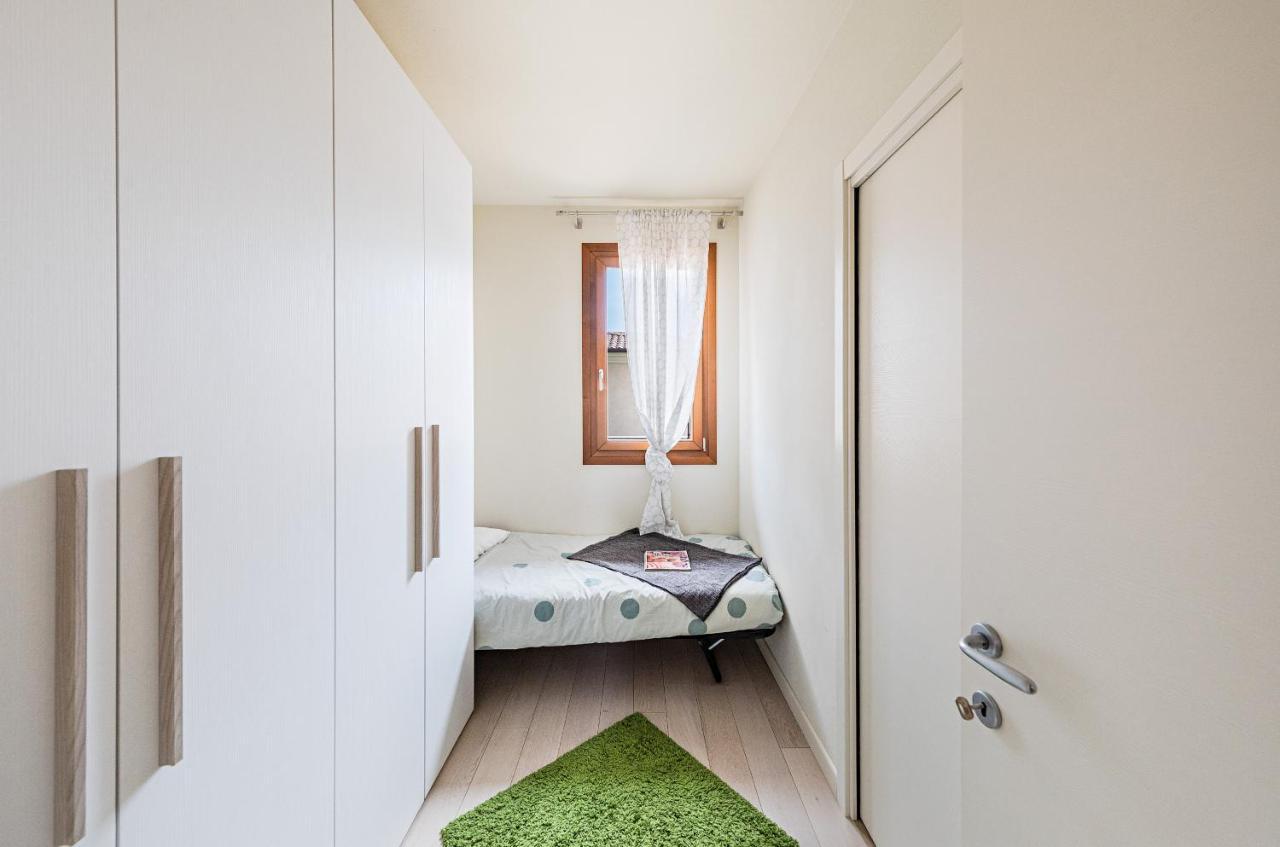 La Romantica Holiday Home By Wonderful Italy Manerba del Garda Exteriör bild